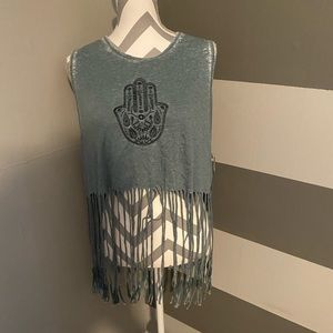 Hand fringe top